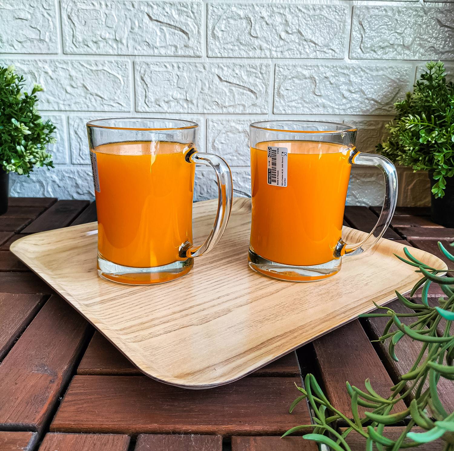 IKEA clear serving glass available at Homesop.com the best serveware dinner-ware online store in Pakistan.