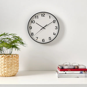 PLUTTIS Wall clock, red