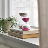 EFTERTÄNKADecorative hourglass, clear glass/bright pink, 10 cm