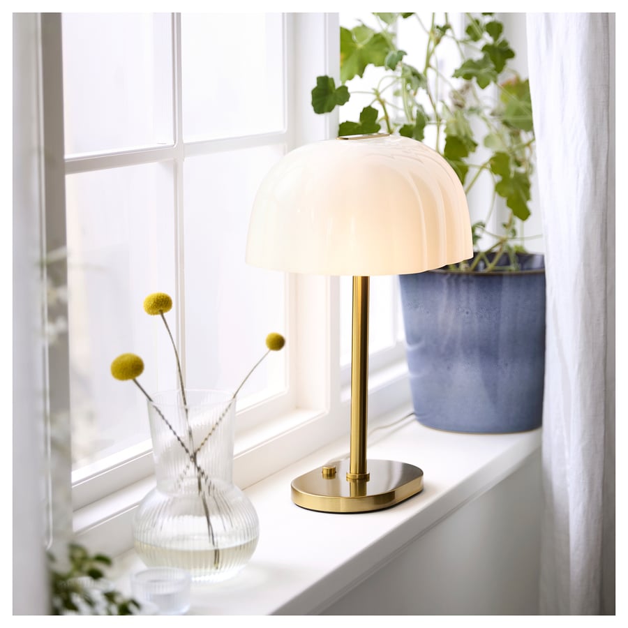 AKTERSPRING
Table lamp, opal white glass/brass-plated