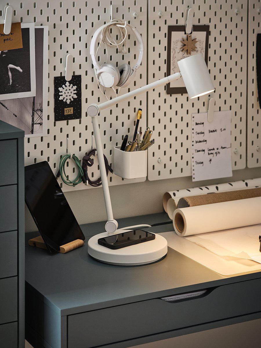 NYMÅNE
Work lamp with wireless charging, white