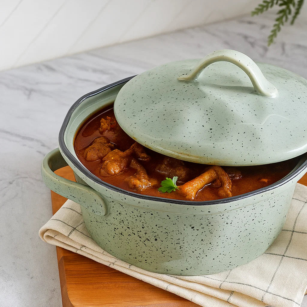 Haldor Speckled Stoneware Casserole 1.4l -green