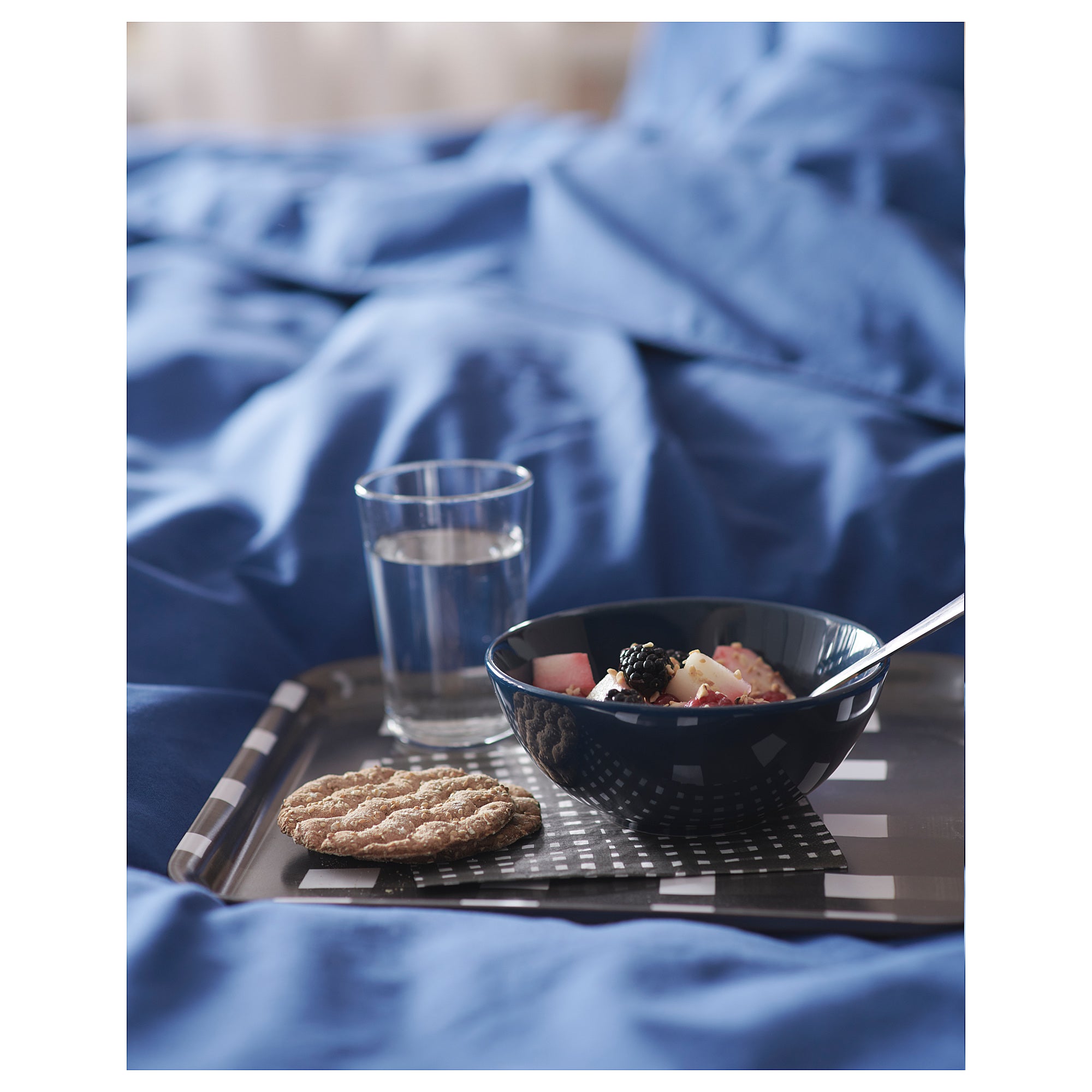 URLADDA

Tray black/white