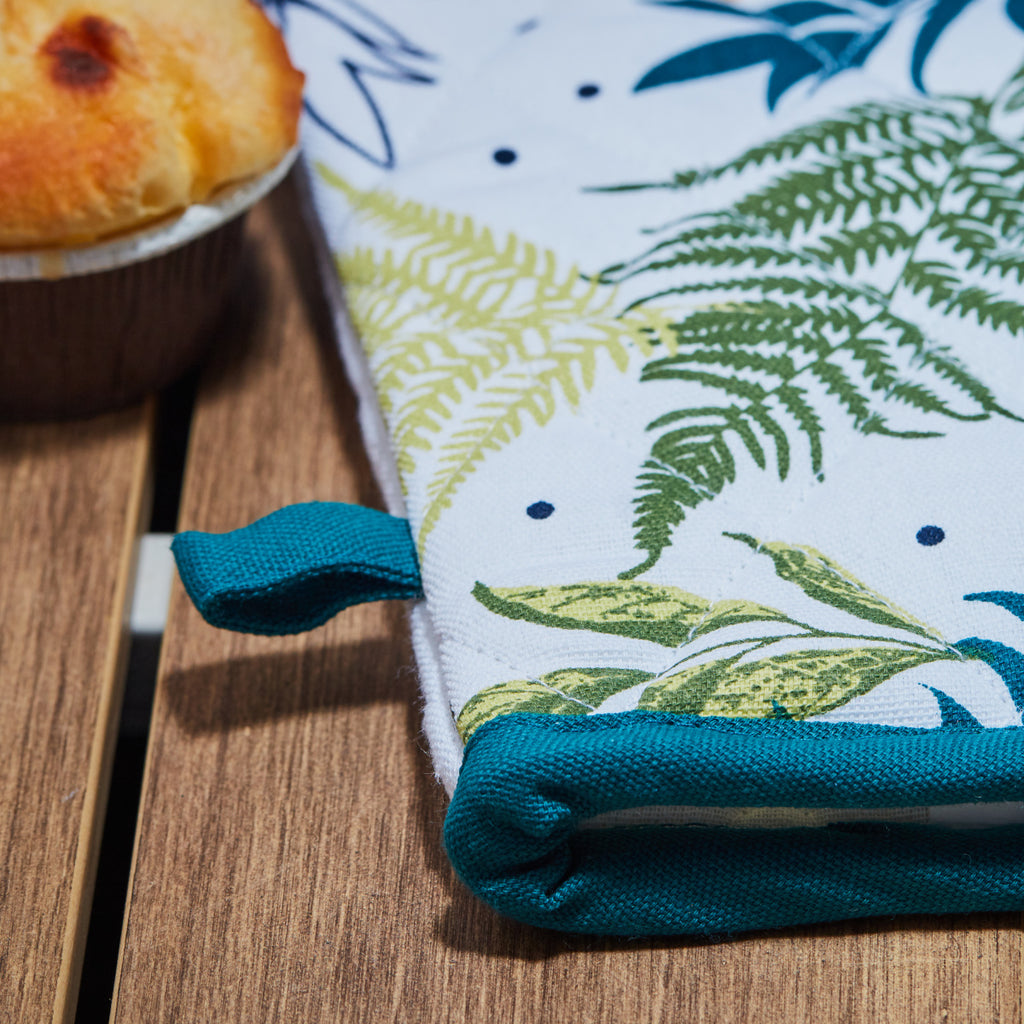 Farmhouse Oven Mitten