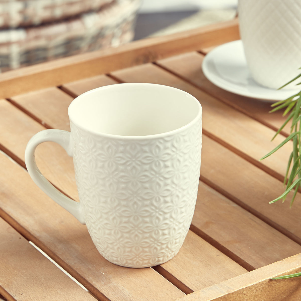 Embossed Ceramic Mug - 32.5 cl