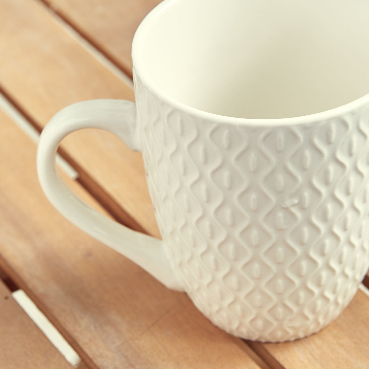 Embossed Ceramic Mug - 32.5 cl