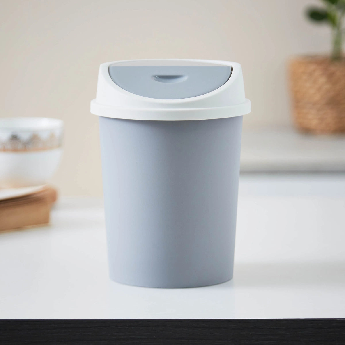 Spectra Handy Swing Bin