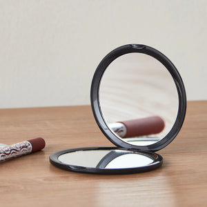 Round pocket Mirror