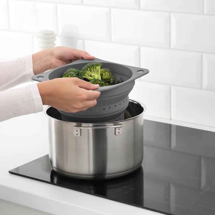 KLOCKREN

Colander, silicone