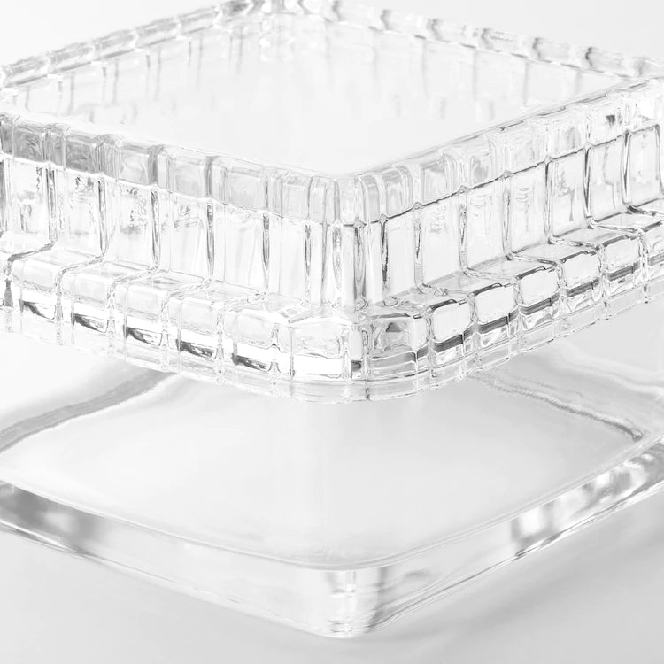 SAMMANHANG

Glass box with lid