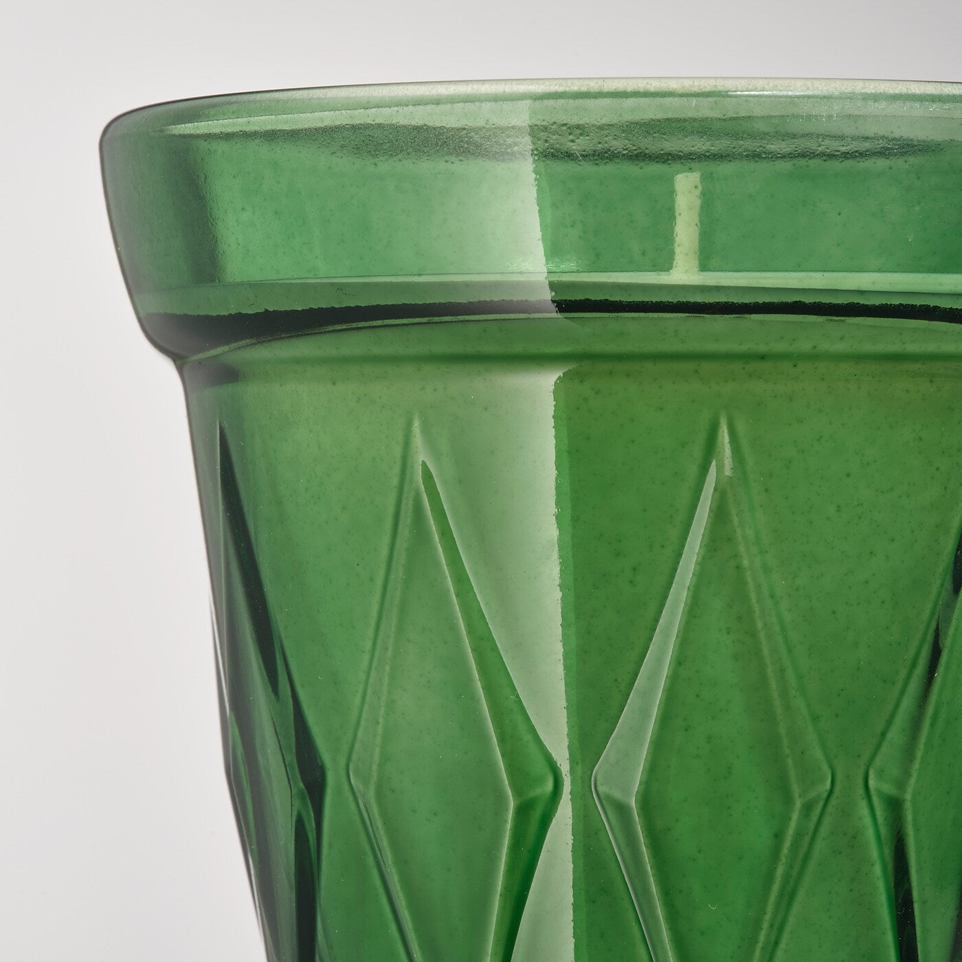 VÄLDOFT

Scented candle in glass, wild strawberry/dark pink8 cm